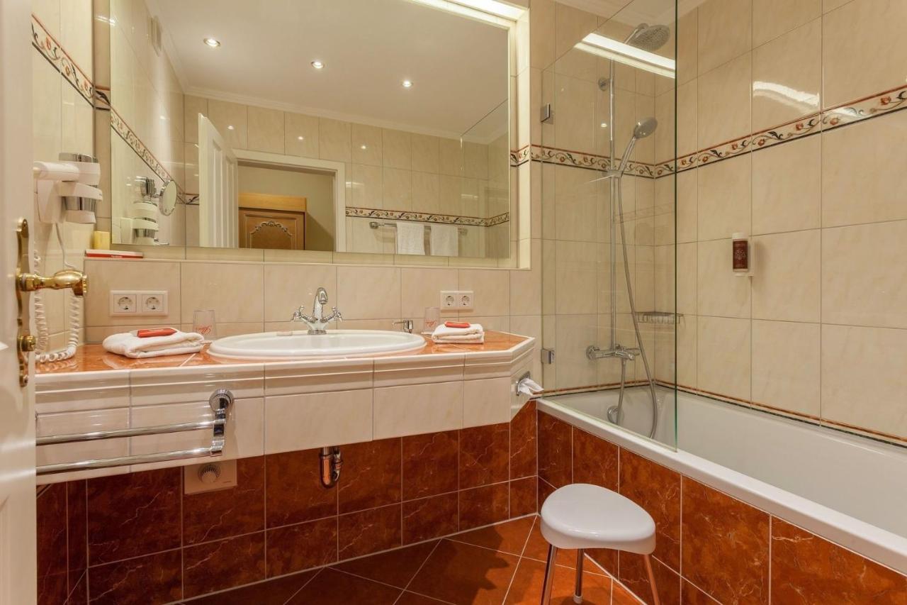 Familotel Bavaria Pfronten-Familien Hotel-Alles Inklusive Konzept ภายนอก รูปภาพ